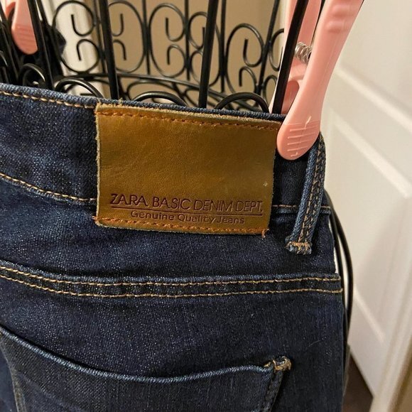 ๐ 3 for $45 ZARA Basic Denim Jeans in Size 2 EUC - Picture 2 of 13